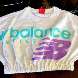 New balance crop top t-shirt